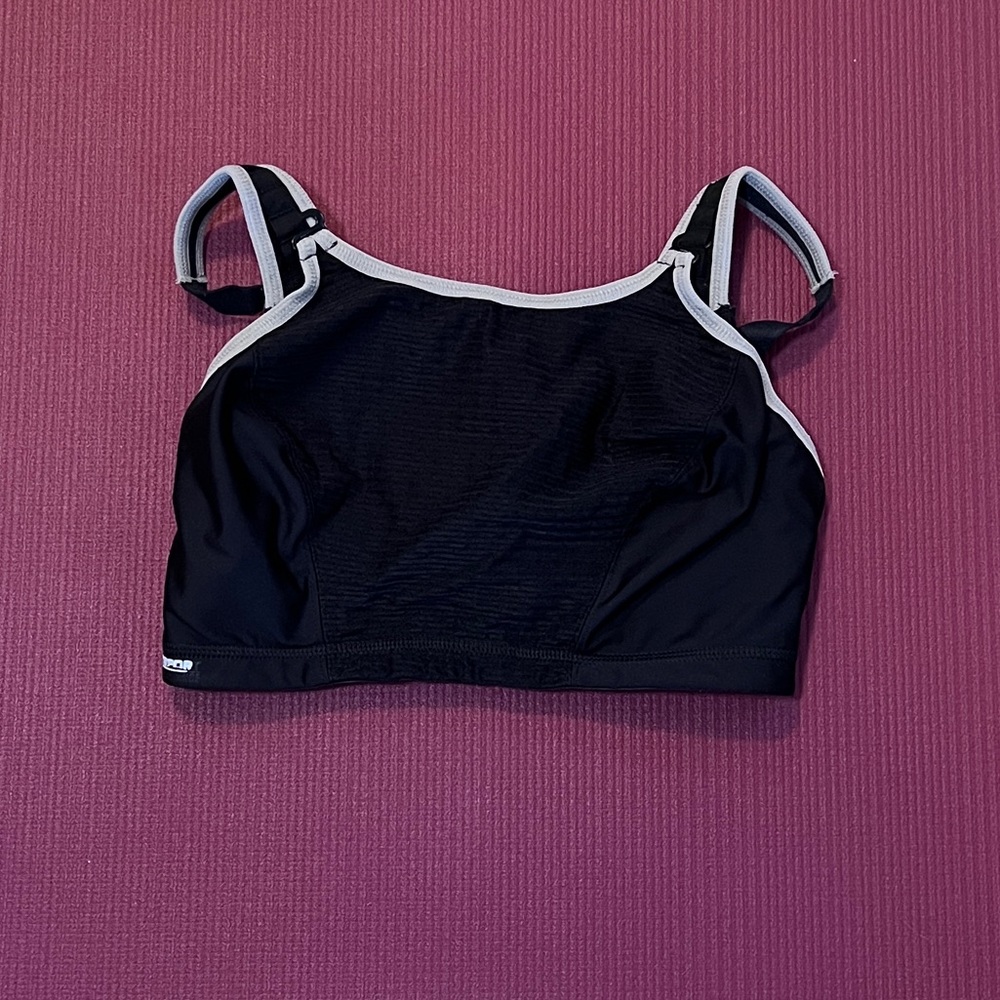 GLAMORISE
Custom Control Wire-Free Sports Bra, 32G, black and gray.